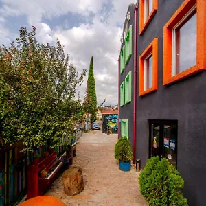 Tato & Coworking Space Hotel Tbilisi